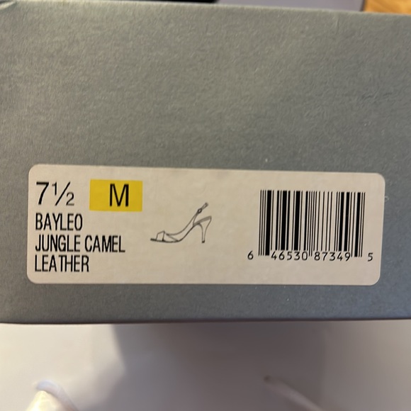 NINE WEST, gold sling back heels - Picture 4 of 4